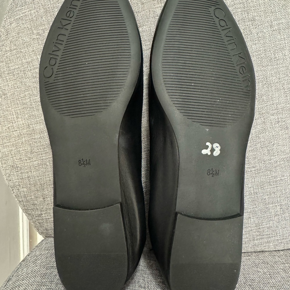 Calvin Klein Black Pointed Flats - Picture 2 of 3
